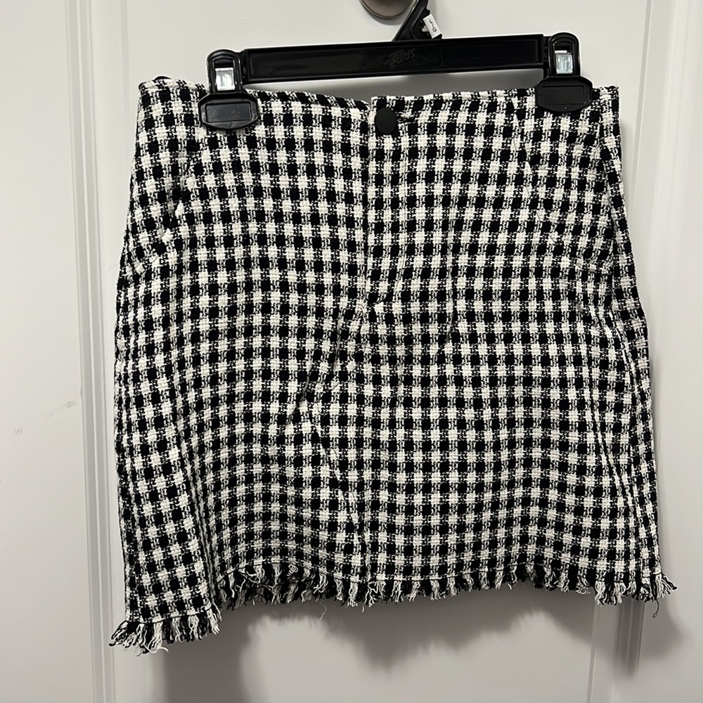 Zara tweed black and white skirt , size M